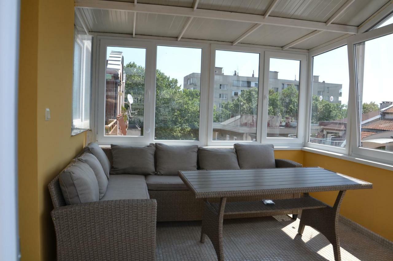Arte Casa Apartment Burgas Exterior photo
